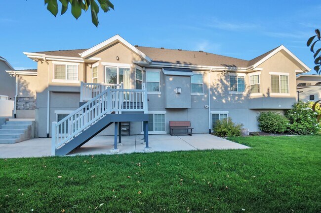 Building Photo - Incredible 6 bedroom Rambler in West Jordan