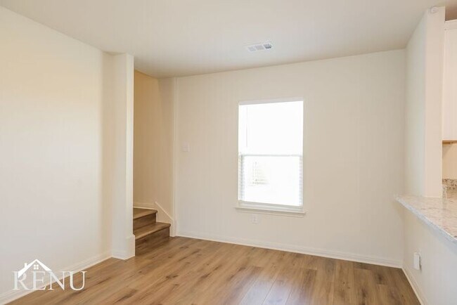 Building Photo - Coming Soon!