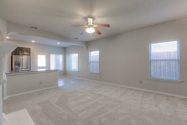 Building Photo - 1205 Glen Ct