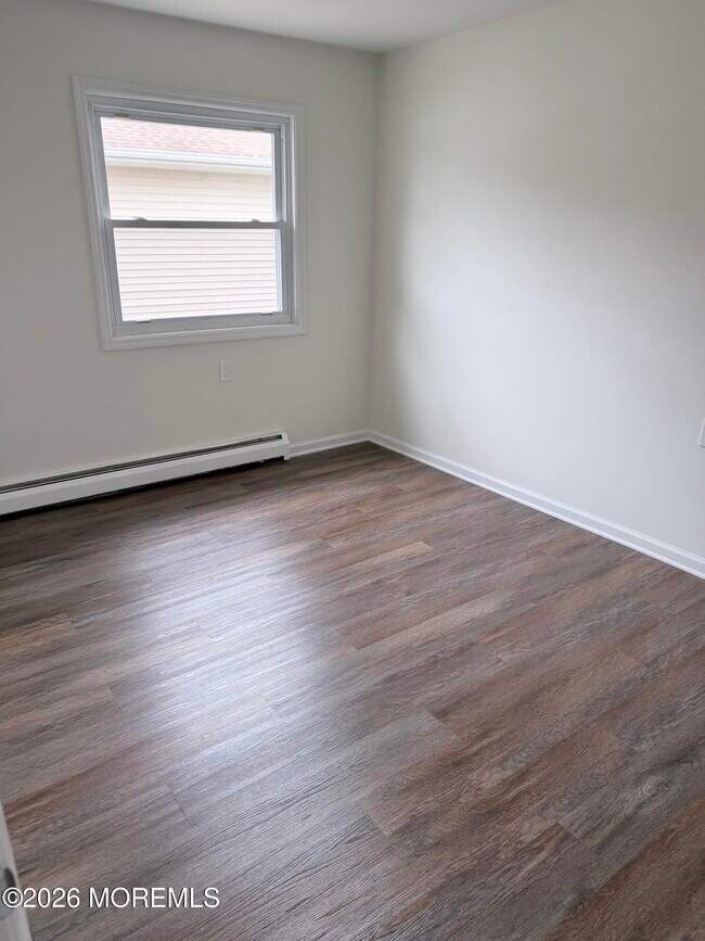 Building Photo - 90 Barbados Dr S