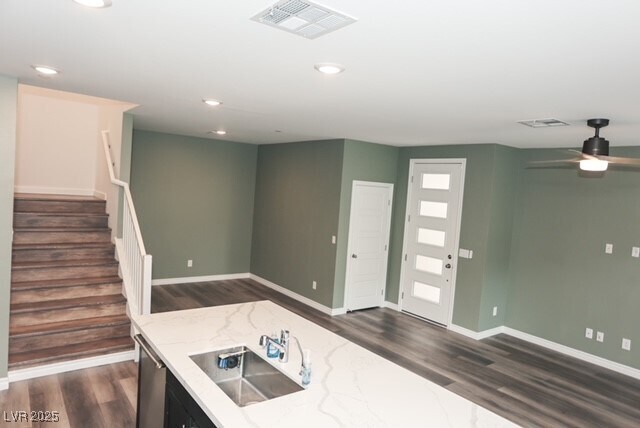 Building Photo - 600 Carriage Hill Dr