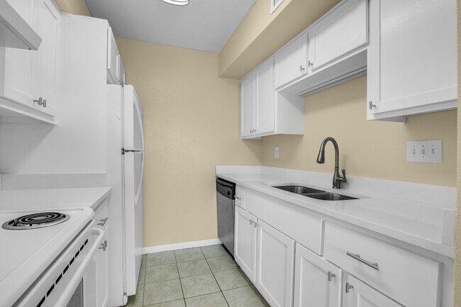 Building Photo - 3220 69th St