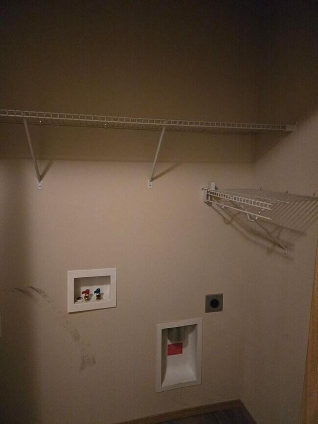 Building Photo - Zero Step Rancher in Deer Park