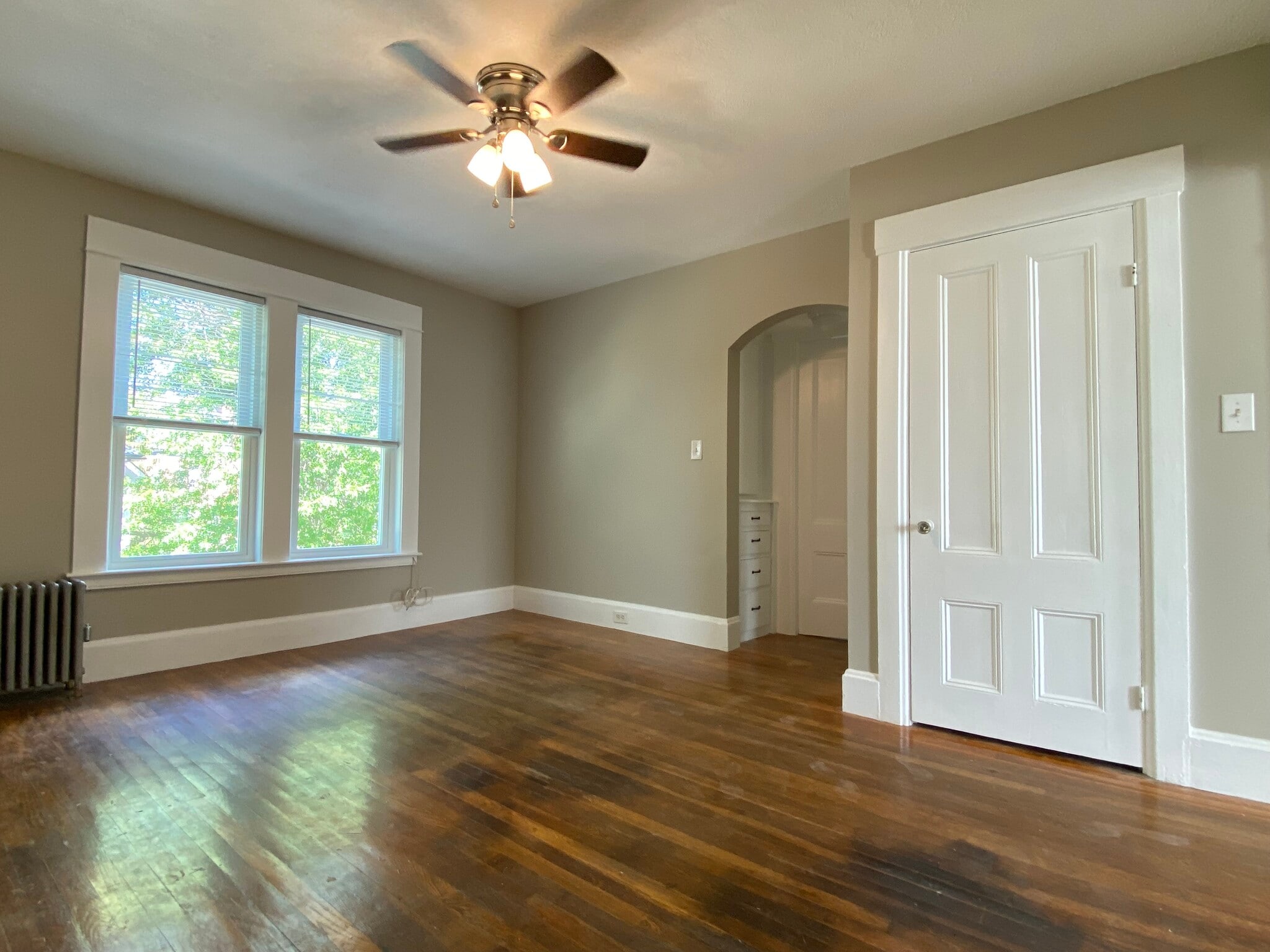 Master Bedroom with built-ins - 193 Pearl St