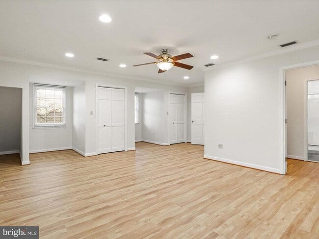 Building Photo - 1919 Kenbar Ct