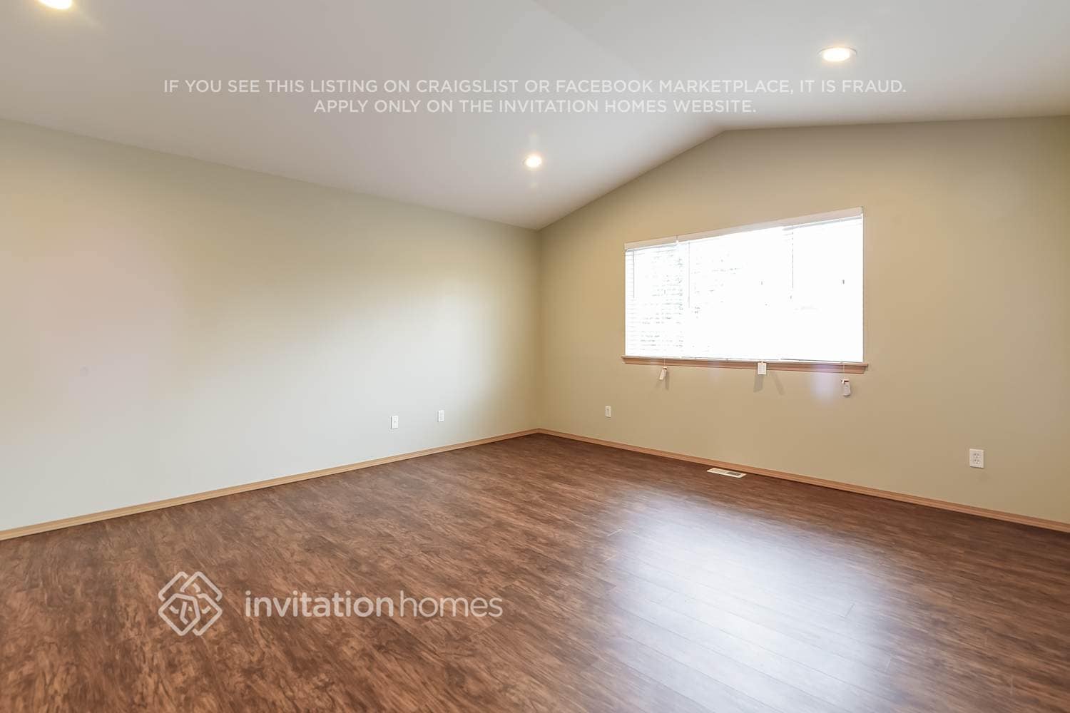 Building Photo - 18133 96th Ave E