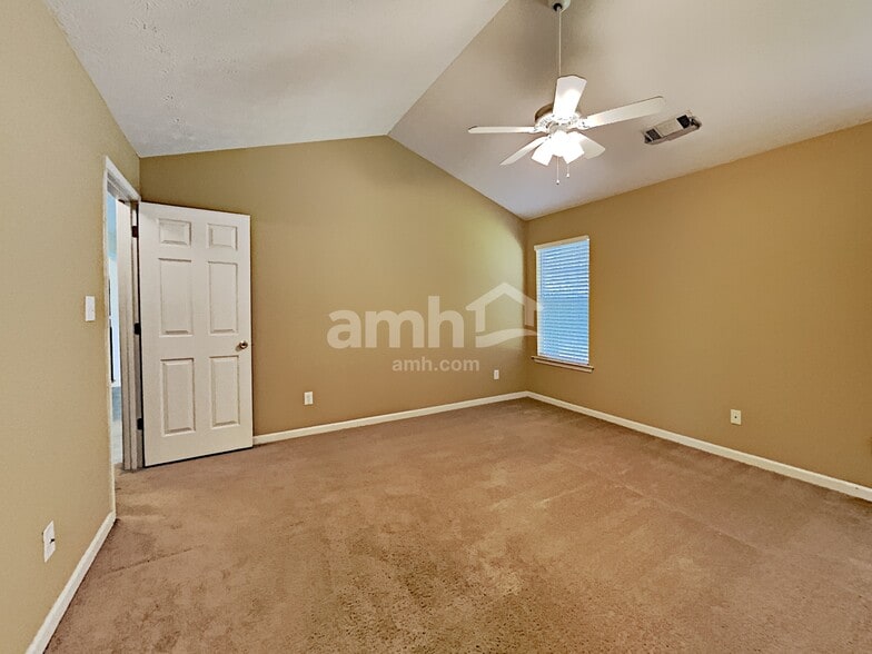 Building Photo - 4731 Gold Mine Dr