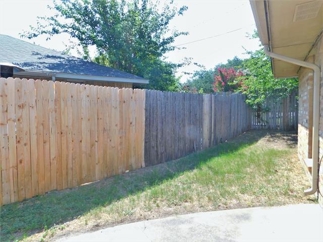 Building Photo - 8835 Camfield Wy