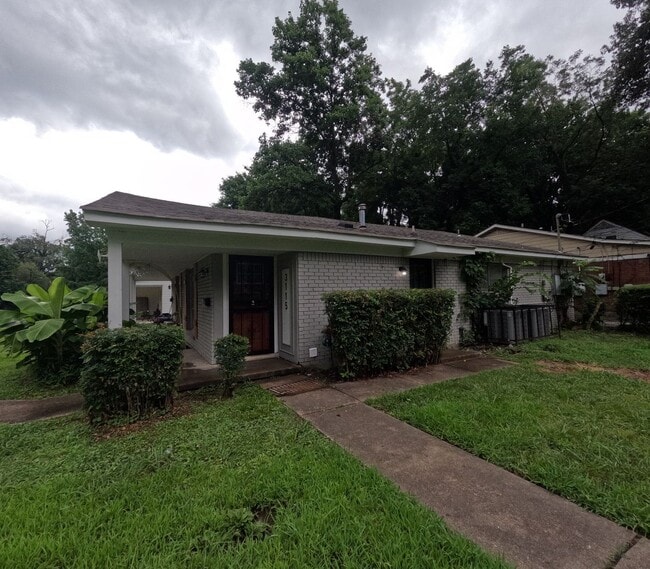 Building Photo - 3115 Carnes Ave