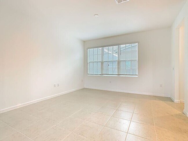 Building Photo - Brand New Luxury Town House in Island Village a Celebration, FL maintenance free community.