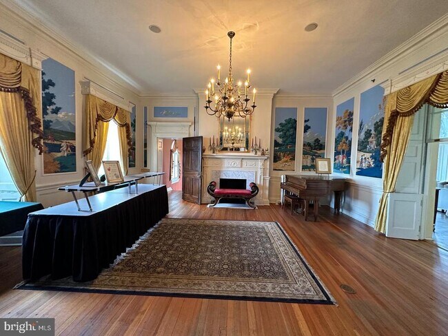 Building Photo - 43395 Briar Creek Terrace