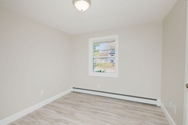 Building Photo - 125 Temi Rd