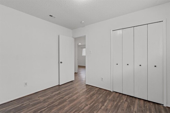 Building Photo - 5304 Indio Cir