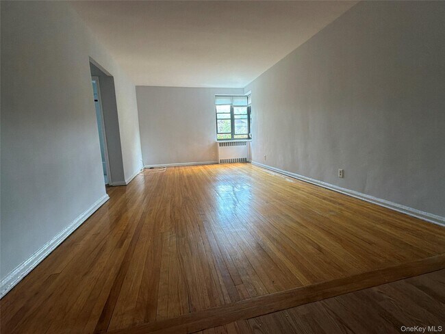 Building Photo - 15 Clent Rd