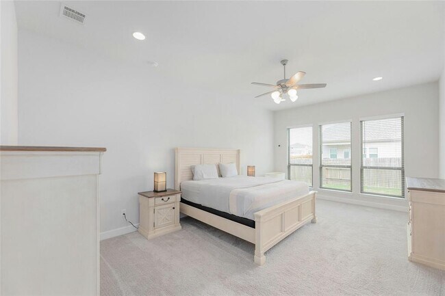 Building Photo - 14525 Kira Ln