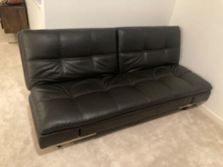 Building Photo - 1555 California St