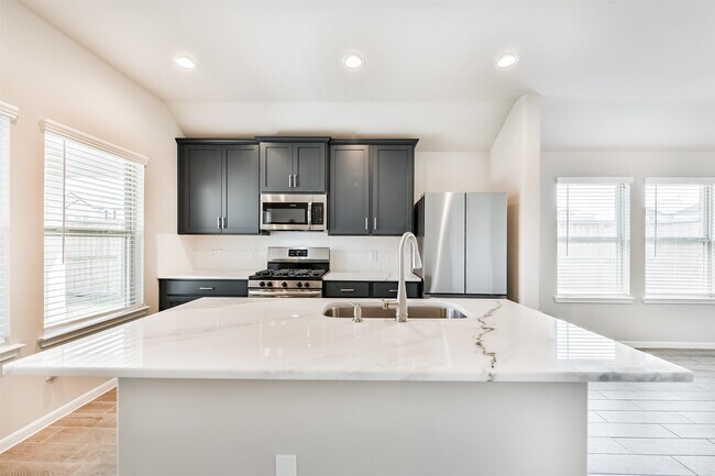 Building Photo - 13114 Dalvay Beach Dr