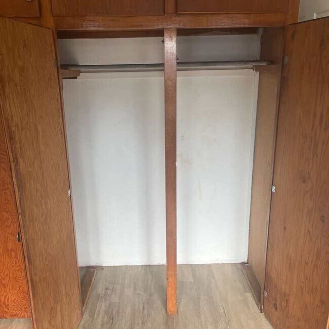 Building Photo - 3233 W 50th St