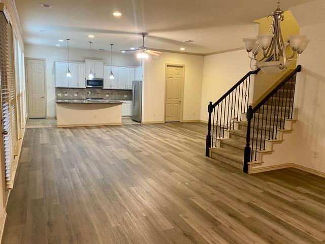 Building Photo - 2465 Embleton Dr