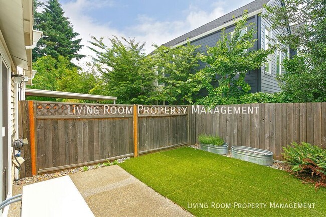 Building Photo - 7604 N McKenna Ave