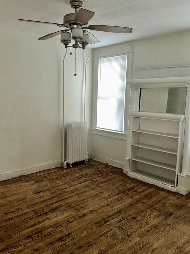 Building Photo - 2019 Cecil Ave