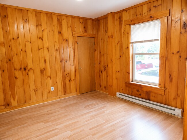 Building Photo - 332 Wallingford Ave