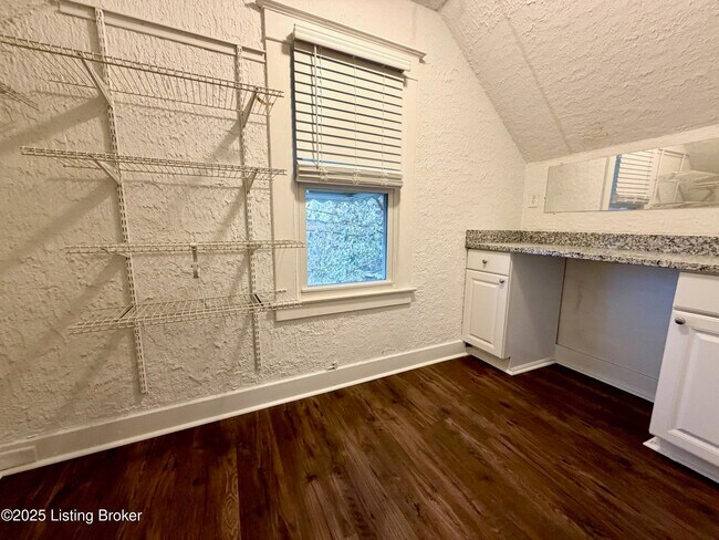 Building Photo - 2707 Cleveland Blvd