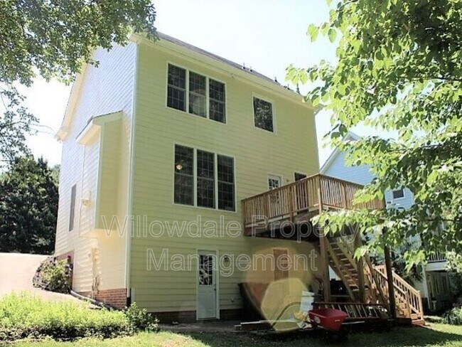 Building Photo - 1420 Opal Ct