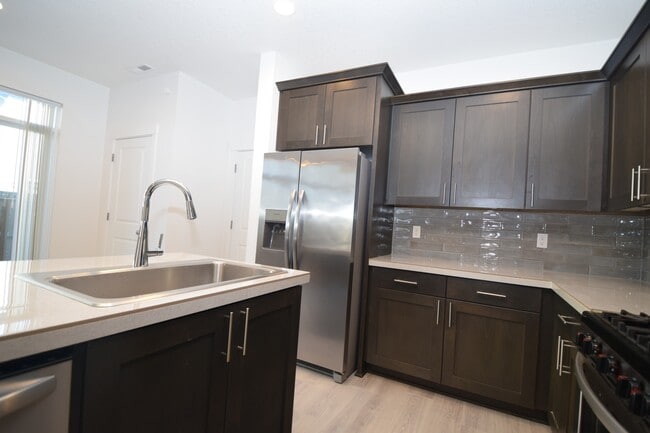 Building Photo - 1400 S 29th Blvd