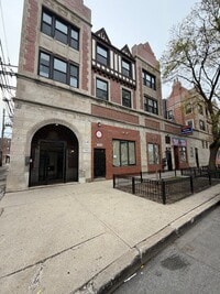 Building Photo - 7908 S Langley Ave