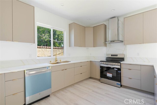 Building Photo - 17426 Roscoe Blvd