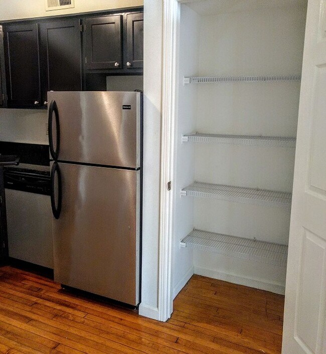 Building Photo - The Uptown Lofts 215