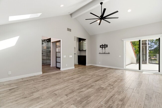 Building Photo - 4520 Park Cordero