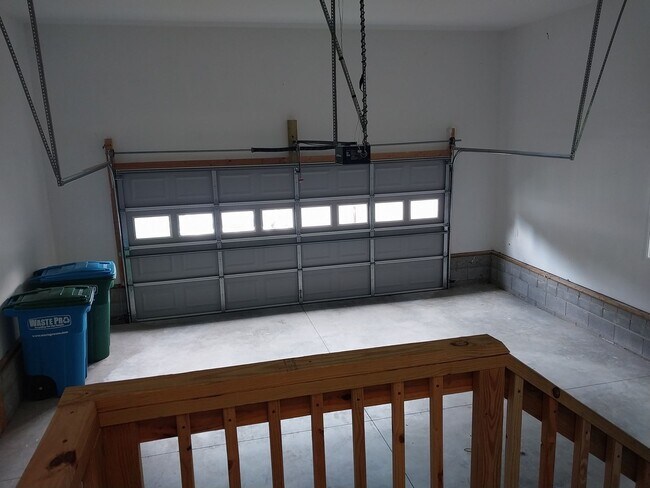 Building Photo - Beautiful Home in Convenient Swannanoa