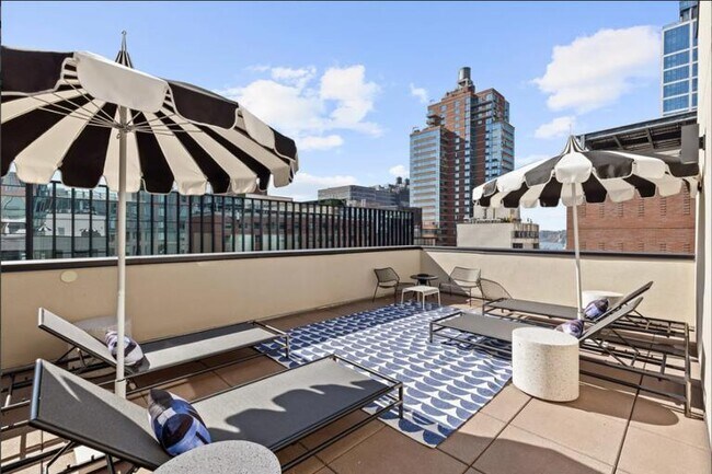 Building Photo - 0 bedroom in New York NY 10001