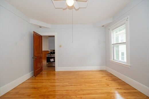 bedroom - 49 Catharine St