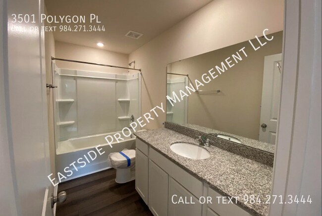 Building Photo - 3501 Polygon Pl