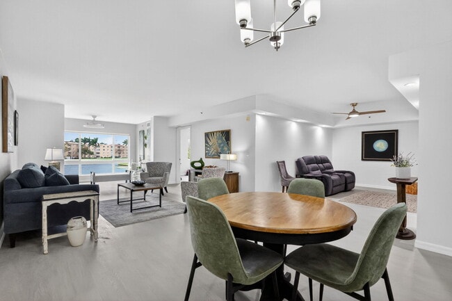 Building Photo - 12547 Imperial Isle Dr