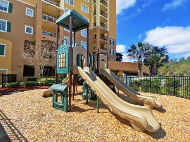 Building Photo - 8101 Resort Village Dr