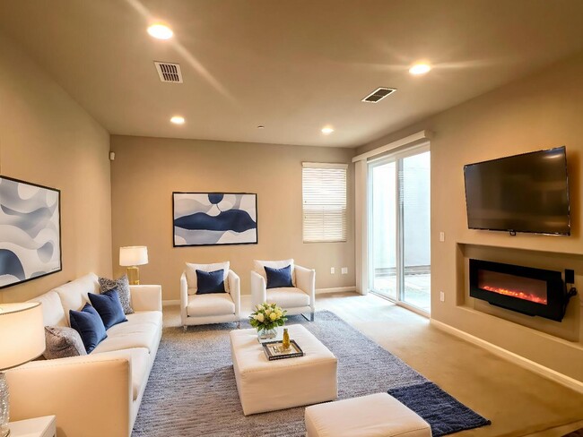 Building Photo - 533 Aspen Pl