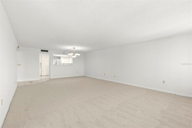 Building Photo - 700 Island Way
