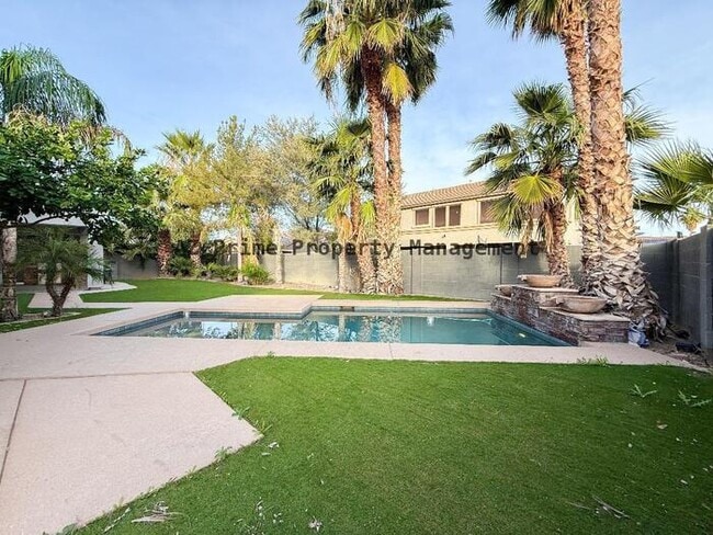 Building Photo - 19716 E Thornton Rd