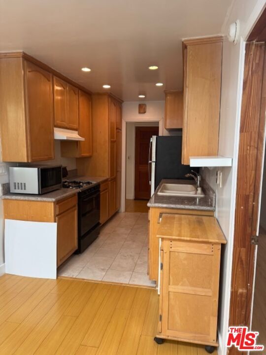 Building Photo - 12205 Gorham Ave