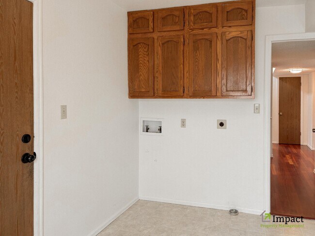 Building Photo - 2680 Black Diamond Terrace