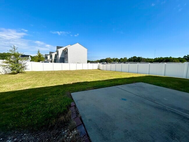 Building Photo - 5309 Merwyn Ave