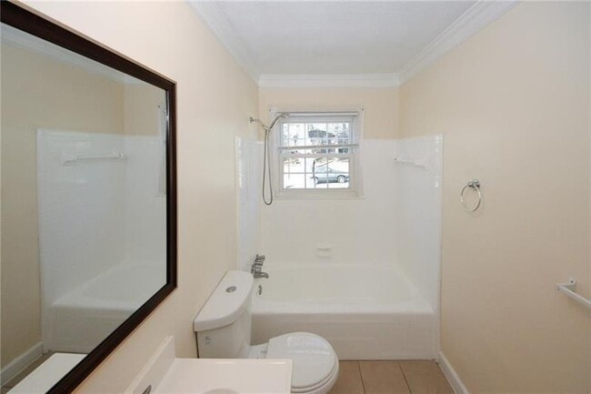 Building Photo - 1616 W Kellogg Cir