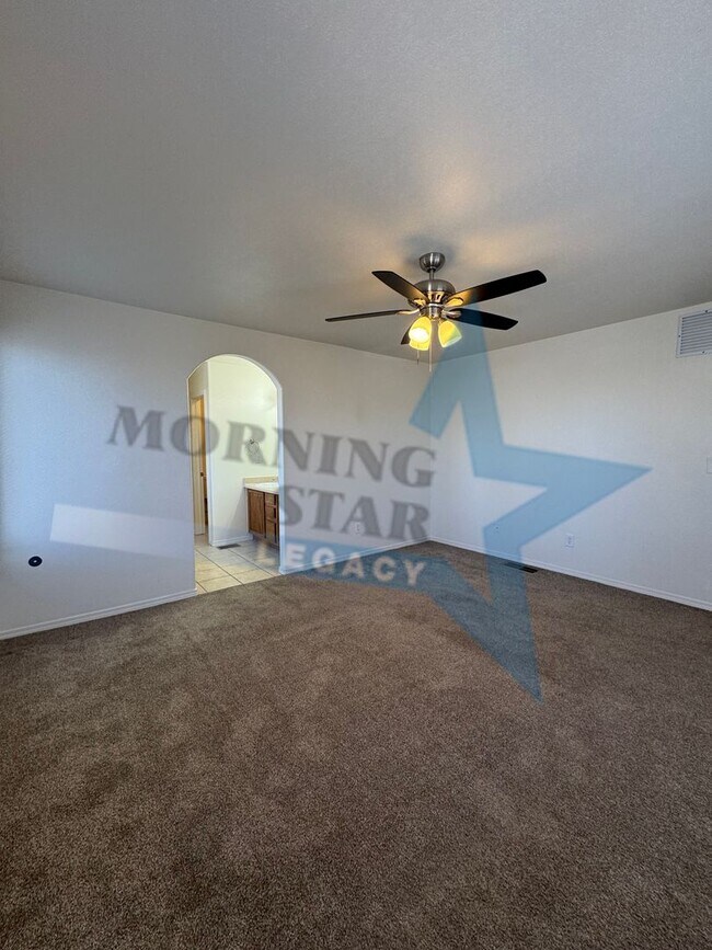 Building Photo - REDUCED! Spacious 4 Bed House in Rincon Mesa!
