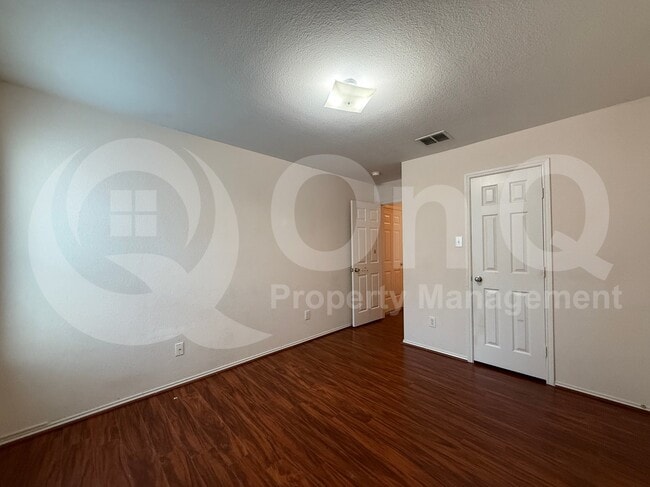Building Photo - 11813 Ponderosa Pine Dr