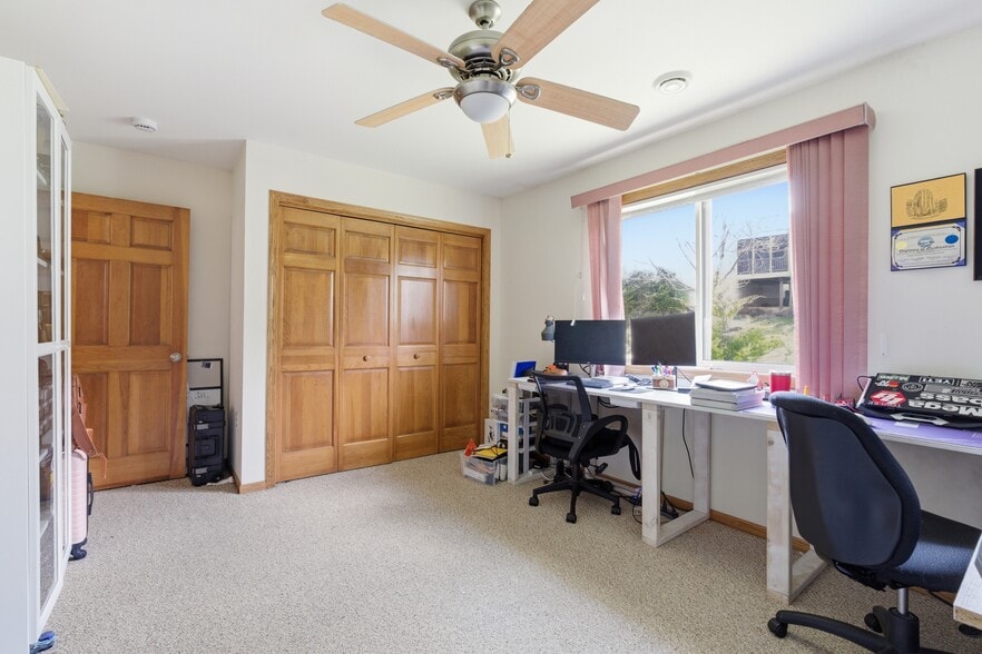 Bed 2 - 2948 Kentville Dr