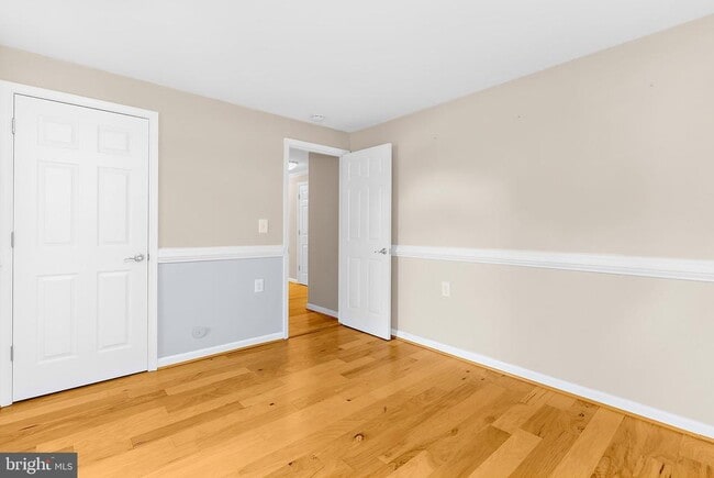 Building Photo - 1134 Lake Heron Dr